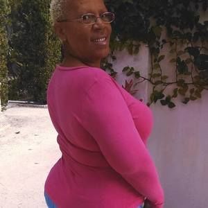 Meet your Posher, Sylvia